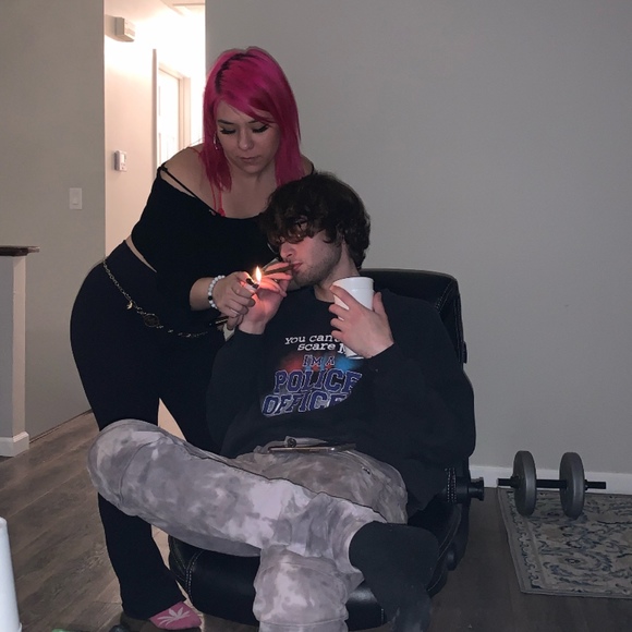 Meet your Posher, Devin - Picture 1 of 1